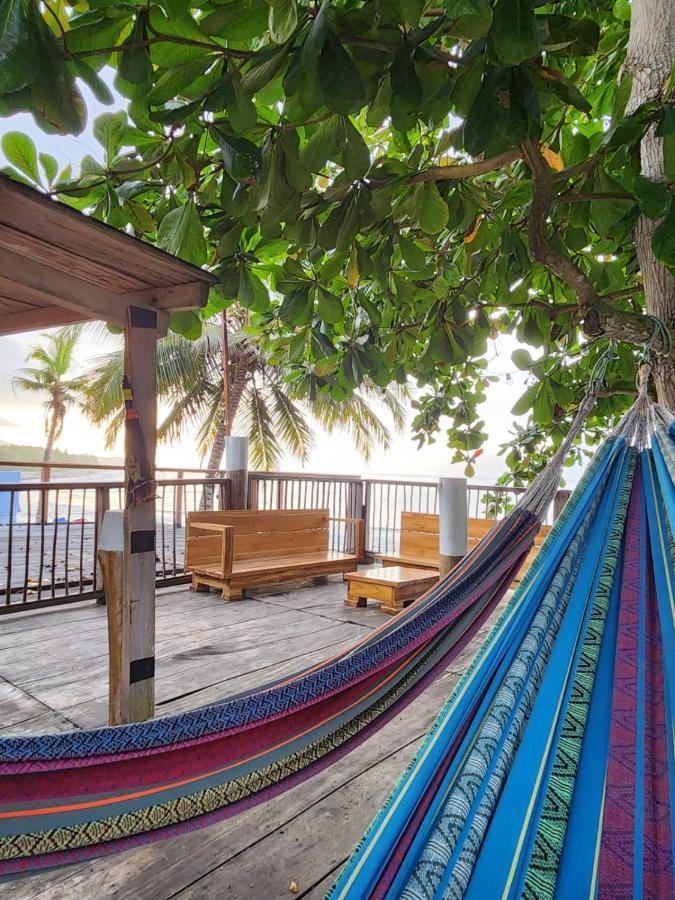 El Almendron Beach Hostel Guachaca ภายนอก รูปภาพ